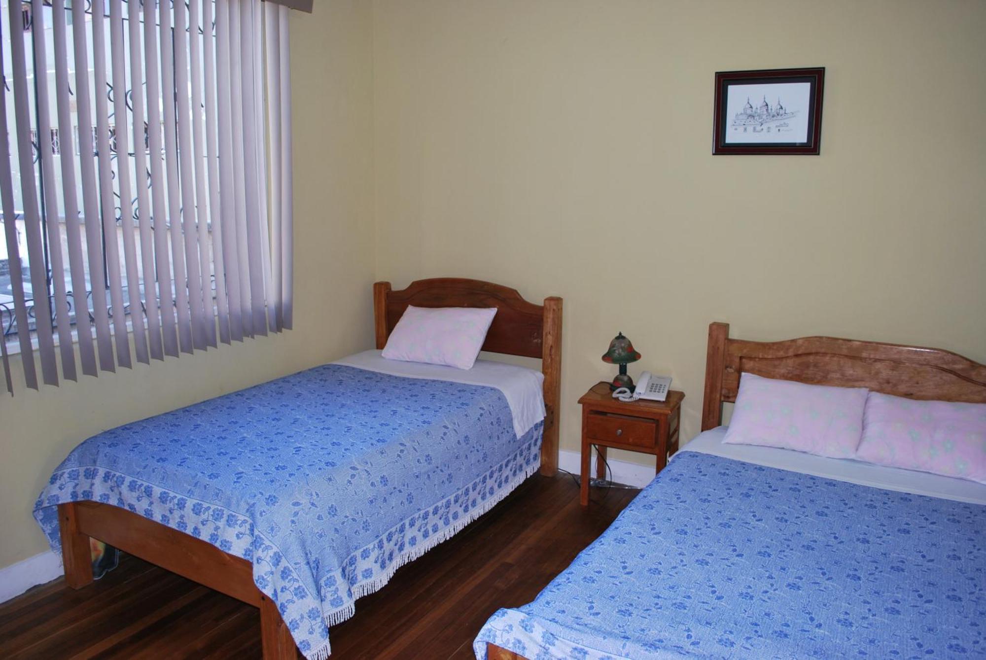 Travellers Inn Quito Exterior photo