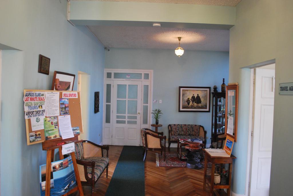 Travellers Inn Quito Exterior photo