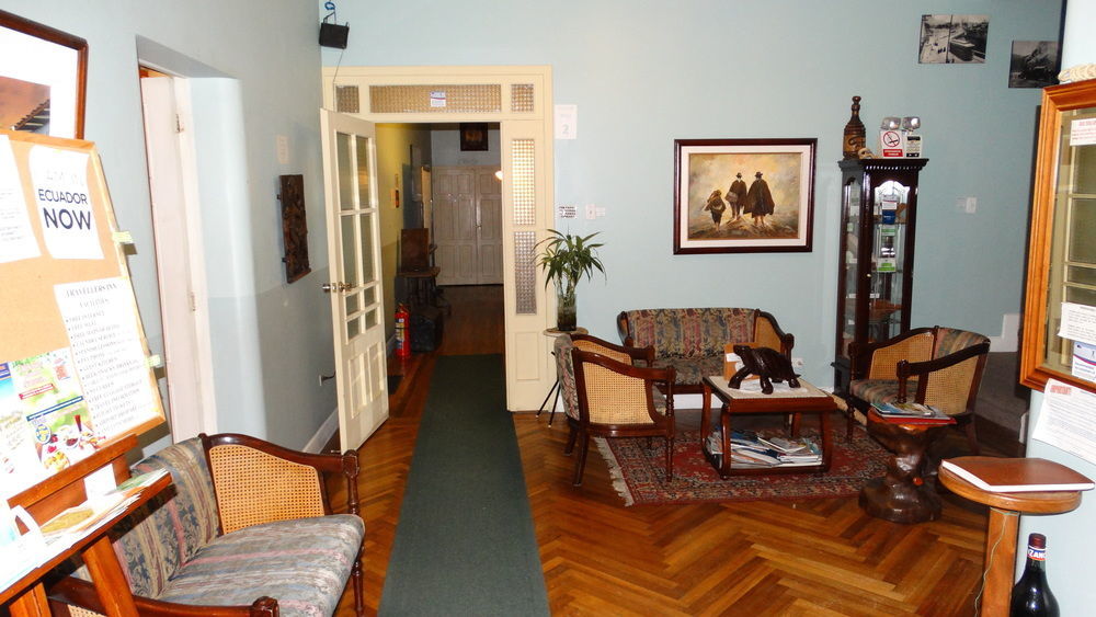 Travellers Inn Quito Exterior photo